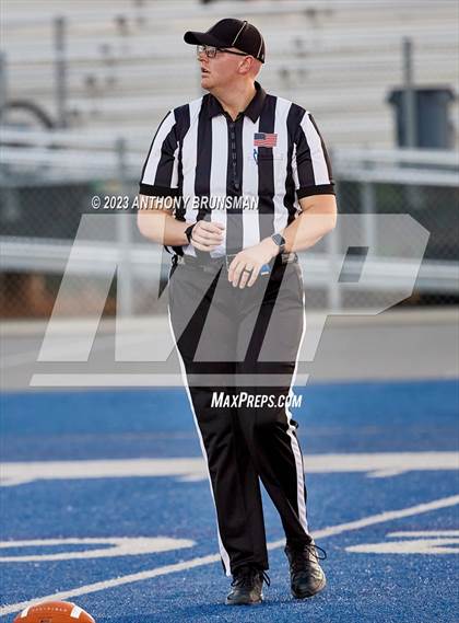 Thumbnail 3 in Del Campo @ Folsom photogallery.