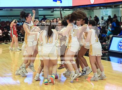 Thumbnail 2 in Tappan Zee vs Walter Panas (NYSPHSAA Section 1 Class A Semifinal) photogallery.