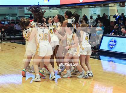 Thumbnail 3 in Tappan Zee vs Walter Panas (NYSPHSAA Section 1 Class A Semifinal) photogallery.