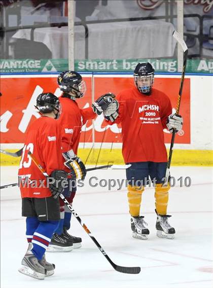 Thumbnail 1 in Section 5 Senior Select All-Star Game photogallery.