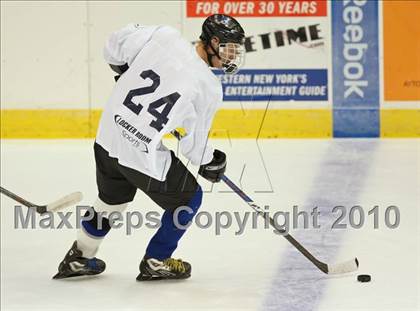 Thumbnail 3 in Section 5 Senior Select All-Star Game photogallery.