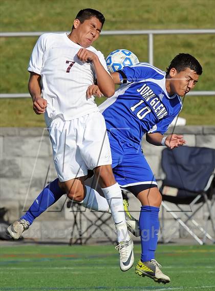 Thumbnail 3 in Elwood-Glenn vs East Hampton (Section 11 Class A Final) photogallery.