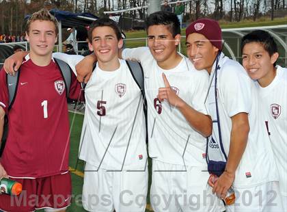 Thumbnail 3 in Elwood-Glenn vs East Hampton (Section 11 Class A Final) photogallery.