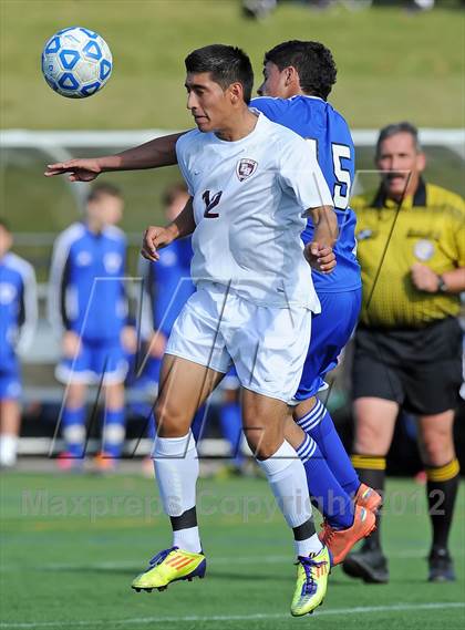 Thumbnail 1 in Elwood-Glenn vs East Hampton (Section 11 Class A Final) photogallery.