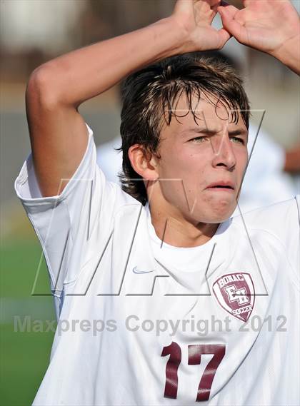 Thumbnail 2 in Elwood-Glenn vs East Hampton (Section 11 Class A Final) photogallery.