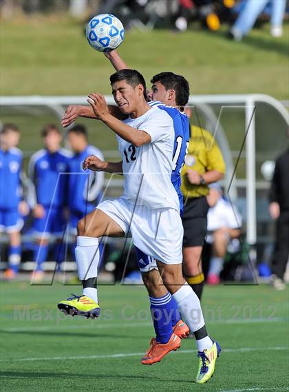 Thumbnail 3 in Elwood-Glenn vs East Hampton (Section 11 Class A Final) photogallery.