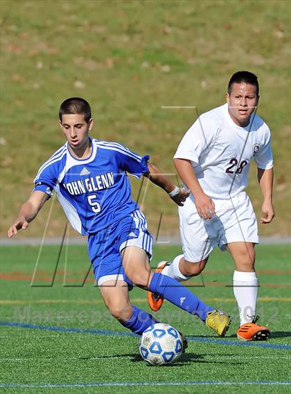 Thumbnail 3 in Elwood-Glenn vs East Hampton (Section 11 Class A Final) photogallery.