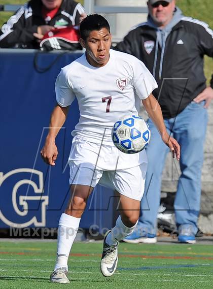 Thumbnail 2 in Elwood-Glenn vs East Hampton (Section 11 Class A Final) photogallery.
