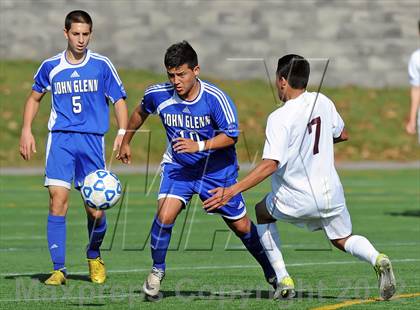 Thumbnail 2 in Elwood-Glenn vs East Hampton (Section 11 Class A Final) photogallery.