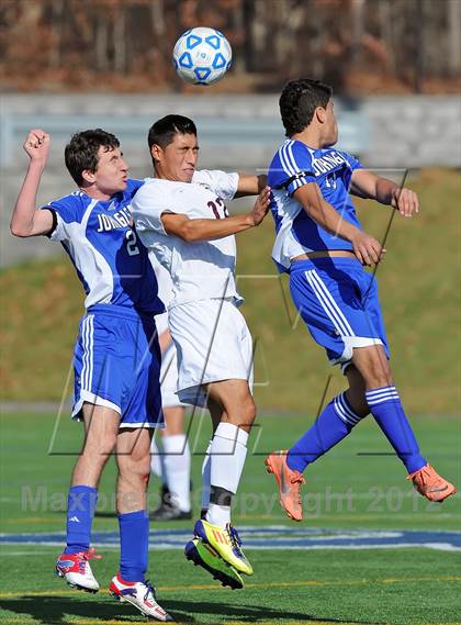 Thumbnail 2 in Elwood-Glenn vs East Hampton (Section 11 Class A Final) photogallery.