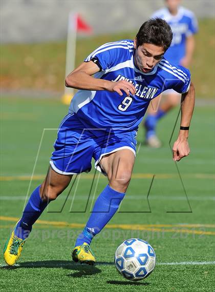 Thumbnail 1 in Elwood-Glenn vs East Hampton (Section 11 Class A Final) photogallery.