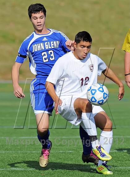 Thumbnail 2 in Elwood-Glenn vs East Hampton (Section 11 Class A Final) photogallery.