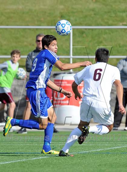 Thumbnail 2 in Elwood-Glenn vs East Hampton (Section 11 Class A Final) photogallery.