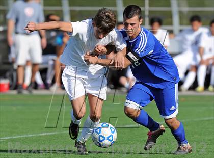 Thumbnail 3 in Elwood-Glenn vs East Hampton (Section 11 Class A Final) photogallery.
