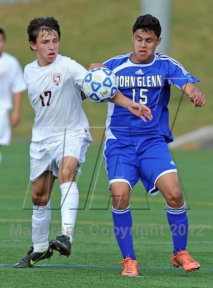 Thumbnail 1 in Elwood-Glenn vs East Hampton (Section 11 Class A Final) photogallery.