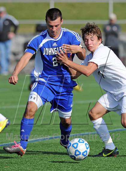Thumbnail 3 in Elwood-Glenn vs East Hampton (Section 11 Class A Final) photogallery.