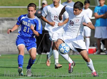 Thumbnail 3 in Elwood-Glenn vs East Hampton (Section 11 Class A Final) photogallery.