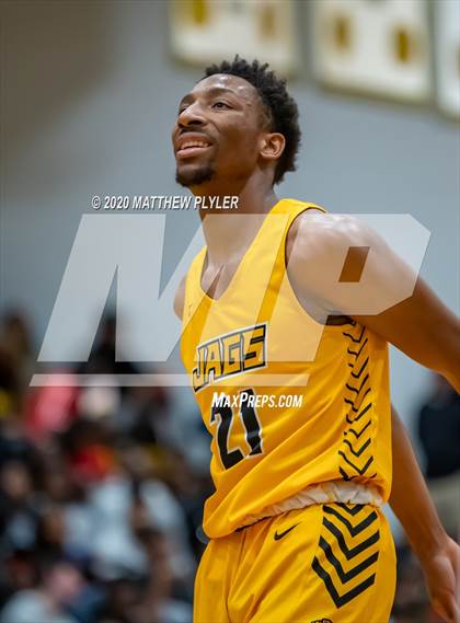 Thumbnail 1 in Farmville Central vs Kinston (Hoopstate MLK Classic - Kinston) photogallery.