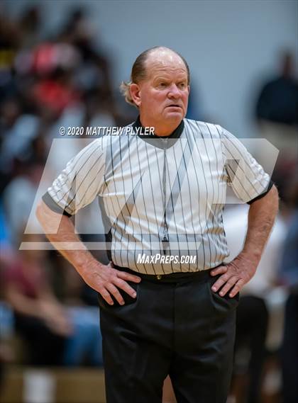 Thumbnail 2 in Farmville Central vs Kinston (Hoopstate MLK Classic - Kinston) photogallery.
