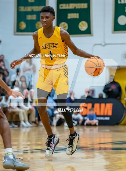 Thumbnail 2 in Farmville Central vs Kinston (Hoopstate MLK Classic - Kinston) photogallery.