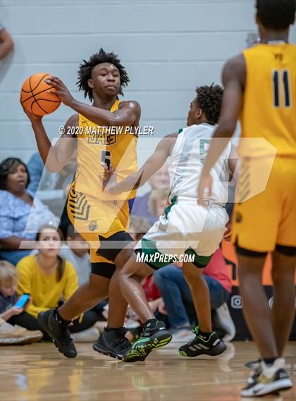 Thumbnail 2 in Farmville Central vs Kinston (Hoopstate MLK Classic - Kinston) photogallery.