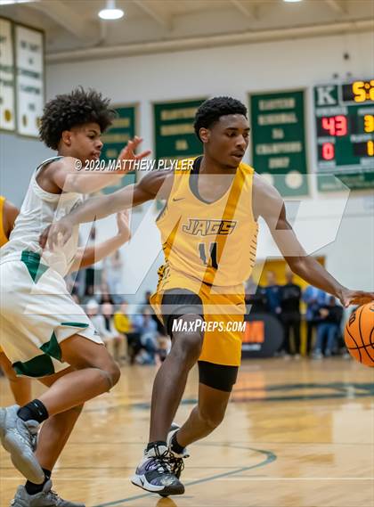 Thumbnail 3 in Farmville Central vs Kinston (Hoopstate MLK Classic - Kinston) photogallery.
