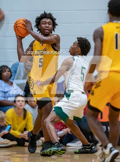 Thumbnail 3 in Farmville Central vs Kinston (Hoopstate MLK Classic - Kinston) photogallery.