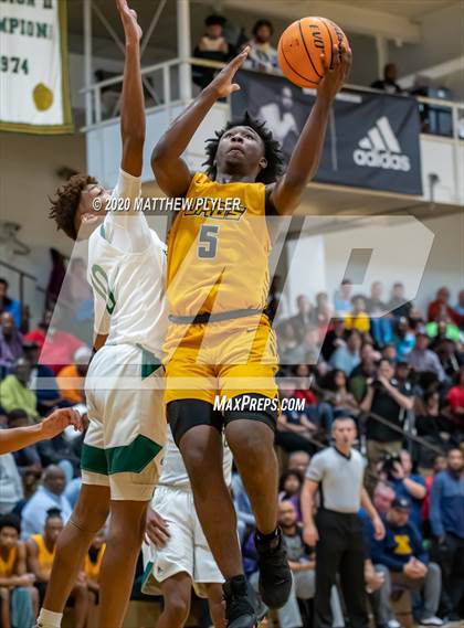 Thumbnail 2 in Farmville Central vs Kinston (Hoopstate MLK Classic - Kinston) photogallery.