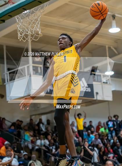 Thumbnail 3 in Farmville Central vs Kinston (Hoopstate MLK Classic - Kinston) photogallery.