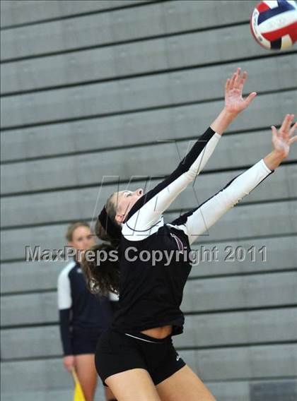 Thumbnail 3 in Assumption vs. Redlands East Valley (Durango Fall Classic) photogallery.