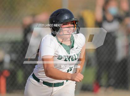Thumbnail 1 in Roosevelt @ D'Evelyn State Quarter Finals photogallery.