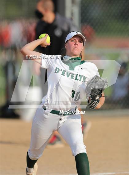 Thumbnail 2 in Roosevelt @ D'Evelyn State Quarter Finals photogallery.