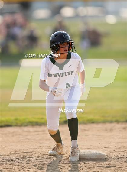 Thumbnail 3 in Roosevelt @ D'Evelyn State Quarter Finals photogallery.