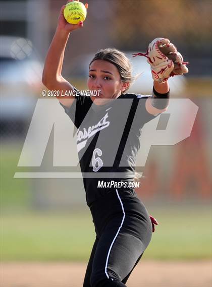 Thumbnail 2 in Roosevelt @ D'Evelyn State Quarter Finals photogallery.