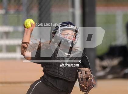 Thumbnail 1 in Roosevelt @ D'Evelyn State Quarter Finals photogallery.