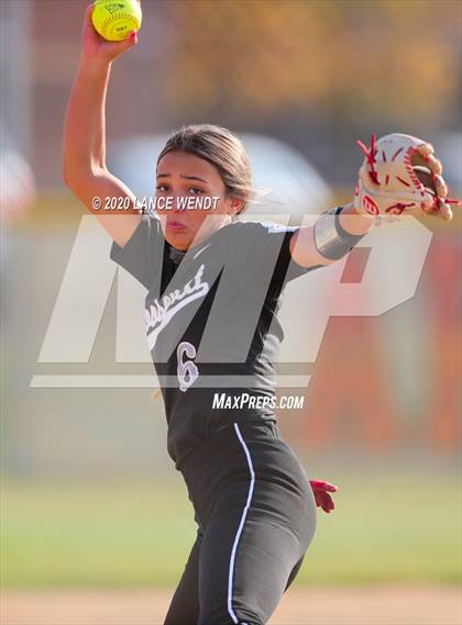 Thumbnail 2 in Roosevelt @ D'Evelyn State Quarter Finals photogallery.