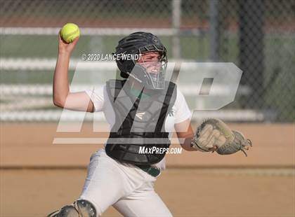Thumbnail 2 in Roosevelt @ D'Evelyn State Quarter Finals photogallery.