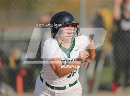 Thumbnail 3 in Roosevelt @ D'Evelyn State Quarter Finals photogallery.