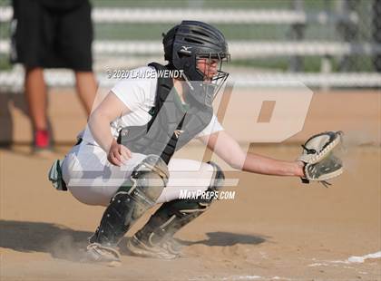 Thumbnail 2 in Roosevelt @ D'Evelyn State Quarter Finals photogallery.