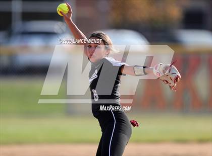 Thumbnail 3 in Roosevelt @ D'Evelyn State Quarter Finals photogallery.