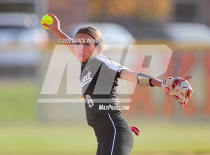 Thumbnail 3 in Roosevelt @ D'Evelyn State Quarter Finals photogallery.