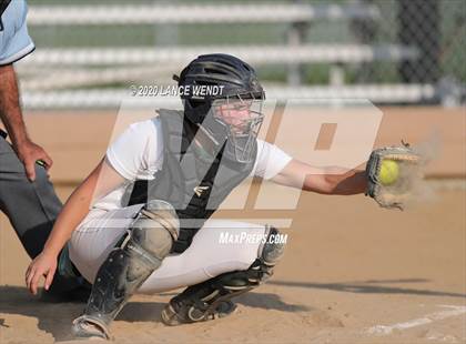 Thumbnail 2 in Roosevelt @ D'Evelyn State Quarter Finals photogallery.