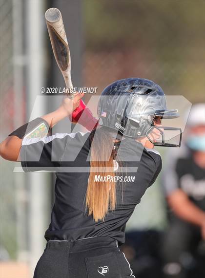 Thumbnail 3 in Roosevelt @ D'Evelyn State Quarter Finals photogallery.