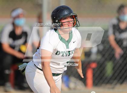 Thumbnail 3 in Roosevelt @ D'Evelyn State Quarter Finals photogallery.
