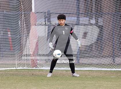 Thumbnail 2 in Archbishop Mitty vs. Saint Francis (CIFCCS D1 Championship) photogallery.