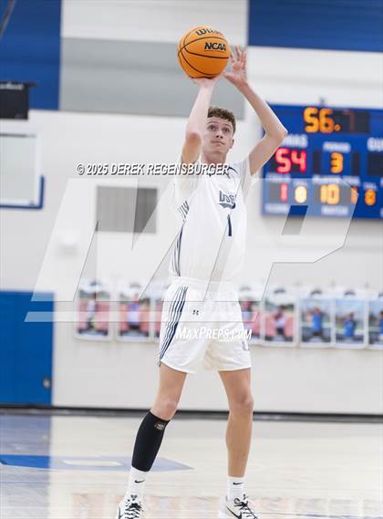 Thumbnail 2 in Manitou Springs vs University (CHSAA 4A Playoffs Round 1) photogallery.