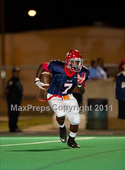 Thumbnail 2 in Alief Elsik @ Alief Taylor photogallery.