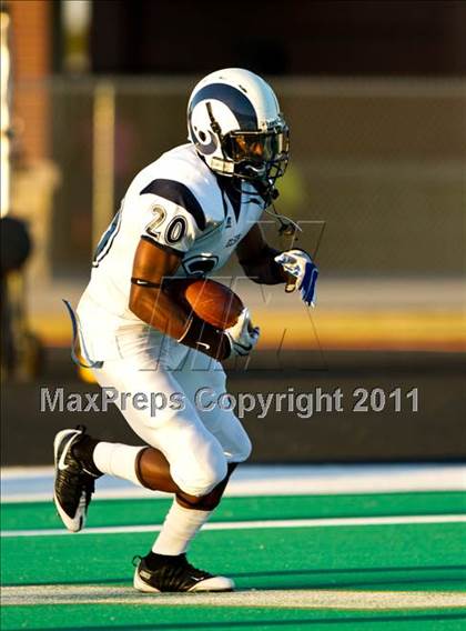 Thumbnail 1 in Alief Elsik @ Alief Taylor photogallery.