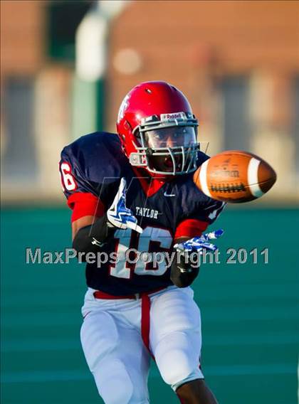 Thumbnail 2 in Alief Elsik @ Alief Taylor photogallery.