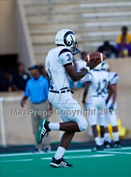 Thumbnail 2 in Alief Elsik @ Alief Taylor photogallery.